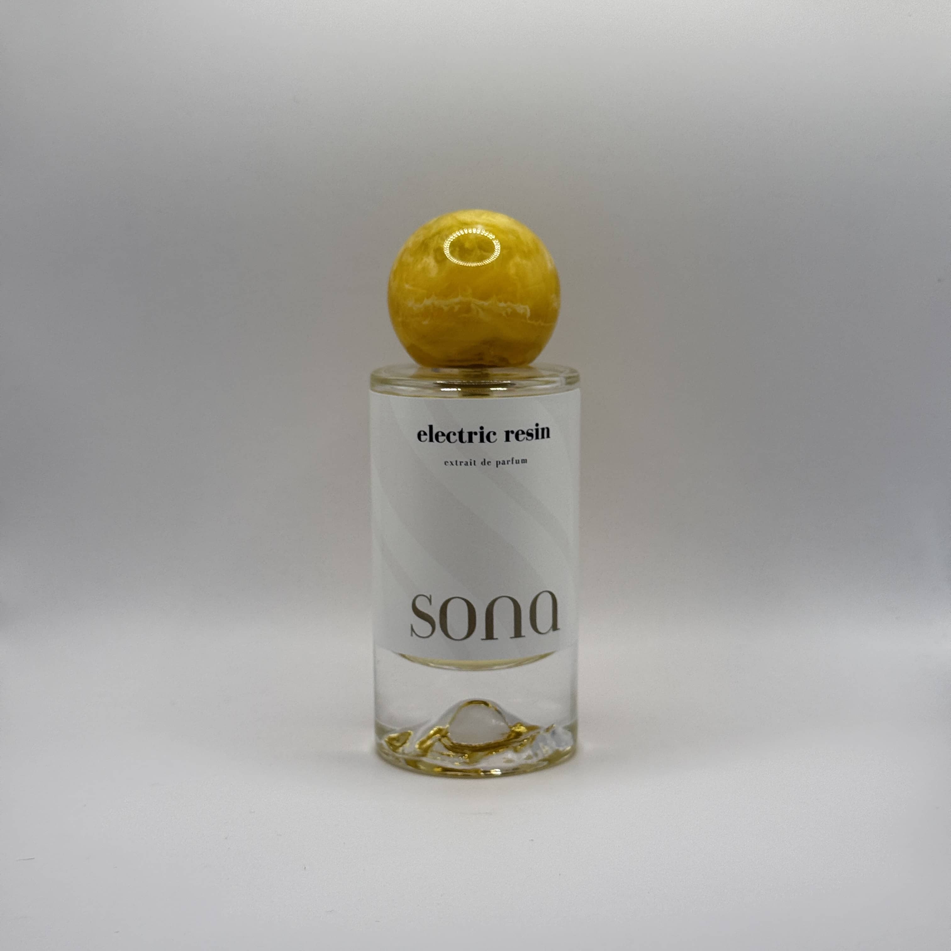 Sona Parfums Electric Resin